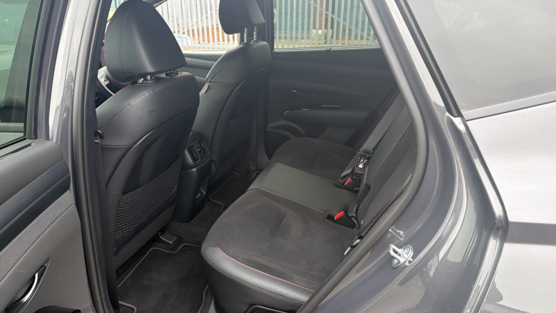 Hyundai TUCSON 1.6T Plug-in Hybrid N Line S 5dr Auto Estate